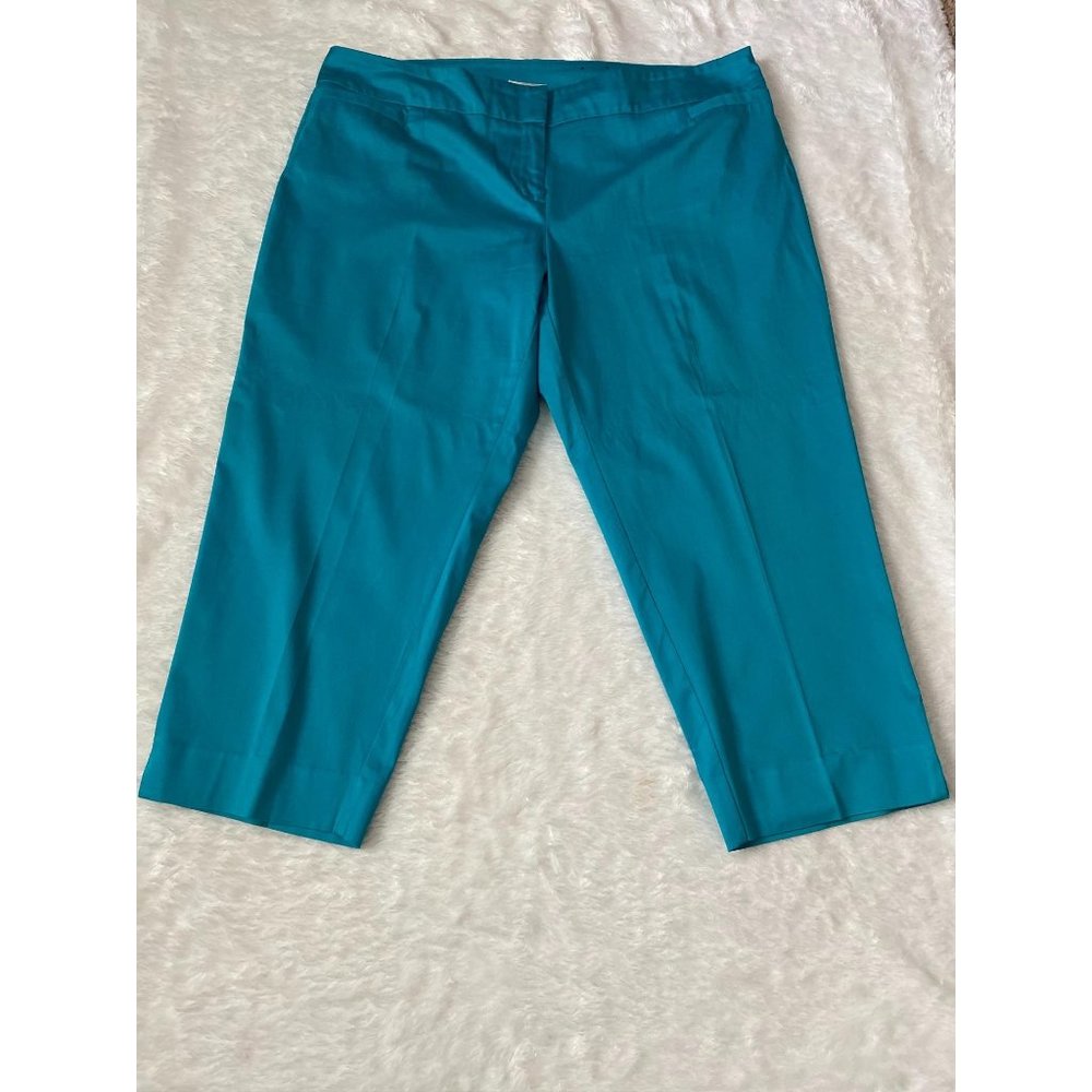 Women's Teal Cropped Pants